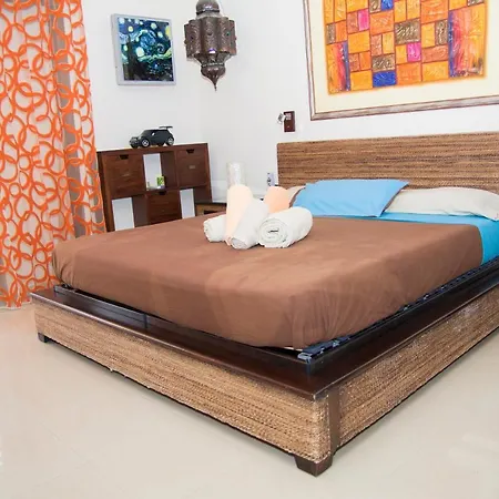 Listen The Views - 223